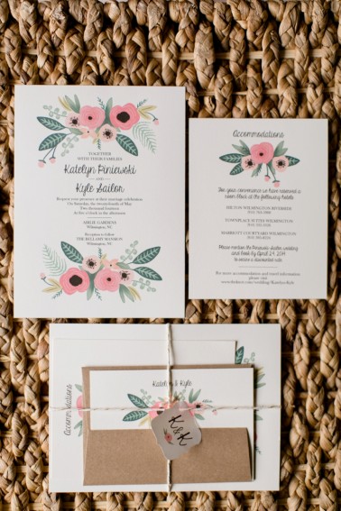 wedding invitations flowers